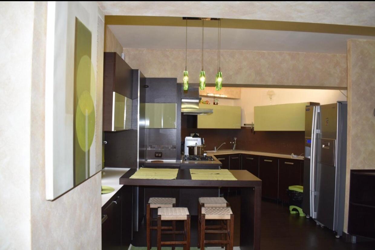 Central Apartment 4 Rooms Брашов Экстерьер фото