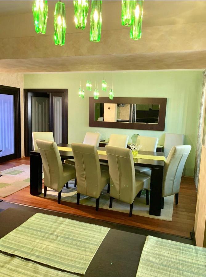 Central Apartment 4 Rooms Брашов Экстерьер фото